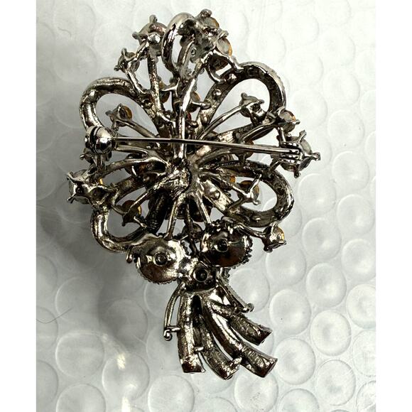 Vintage Sparkling Red Rhinestone Brooch Pin Pendant Unmarked - Picture 2 of 3